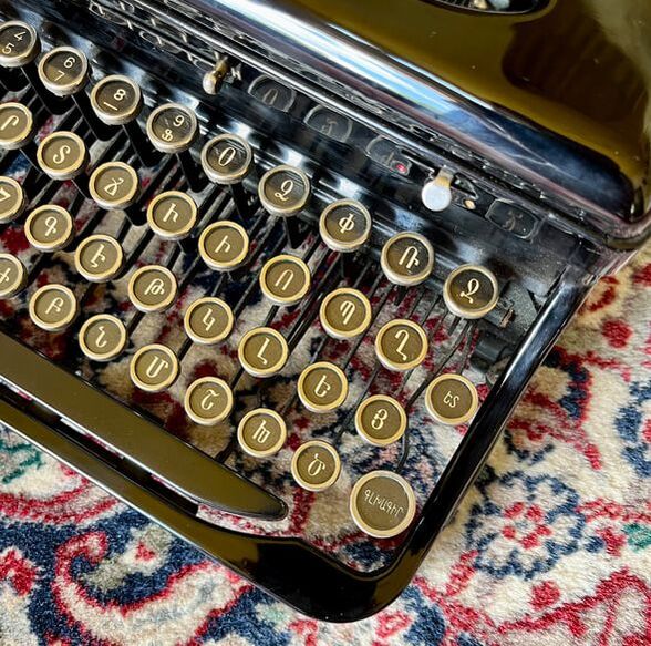 Armenian typewriter